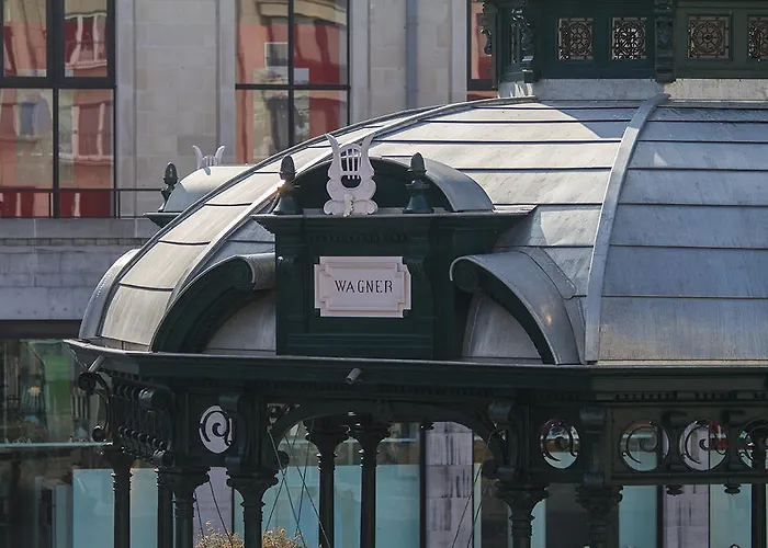 Ambassadeur Hotel 3*