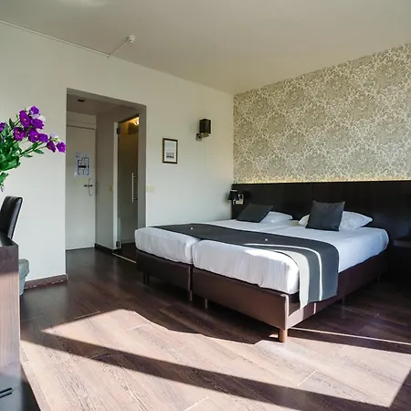 酒店 艾姆巴萨德洛酒店