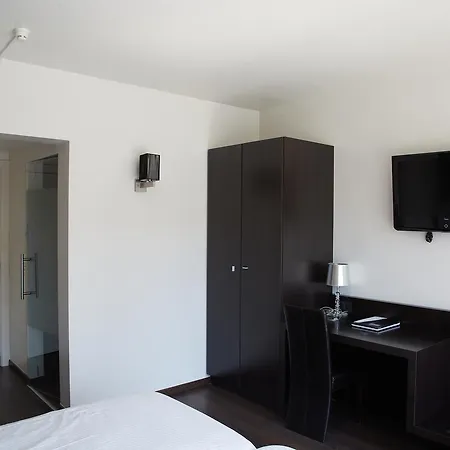Ambassadeur Hotel 3*